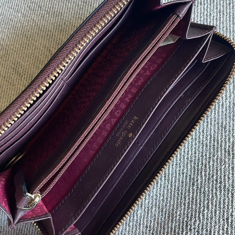 Kate Spade Wallet - Picture 4 of 4